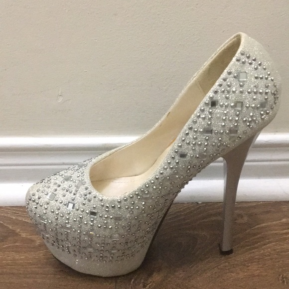 Silver Rhinestone Pumps - Picture 7 of 11